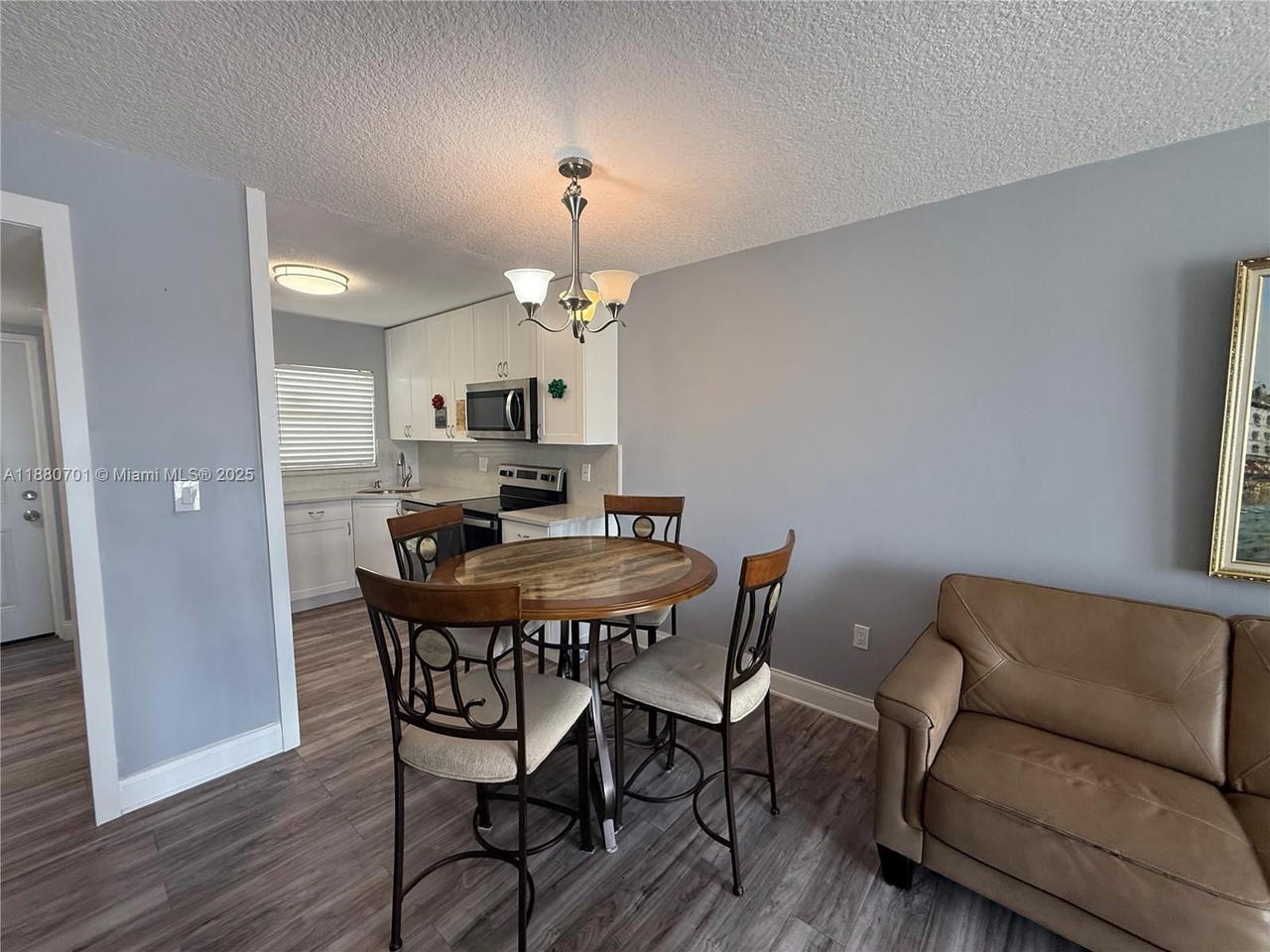 Real estate property located at 9001 Sunrise Lakes Blvd #308, Broward, Sunrise Lakes 88 Condo, Sunrise, FL
