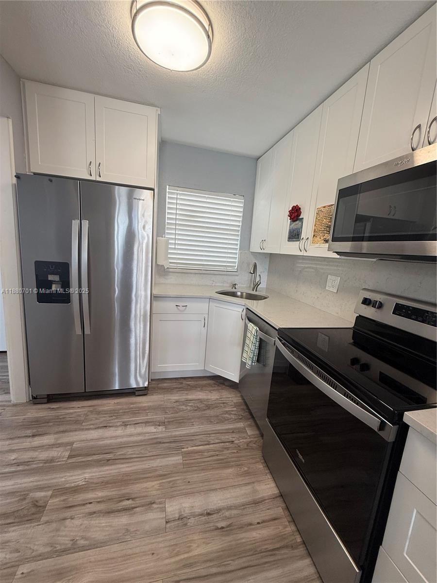 Real estate property located at 9001 Sunrise Lakes Blvd #308, Broward, Sunrise Lakes 88 Condo, Sunrise, FL