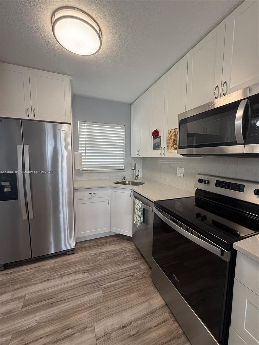 Real estate property located at 9001 Sunrise Lakes Blvd #308, Broward, Sunrise Lakes 88 Condo, Sunrise, FL
