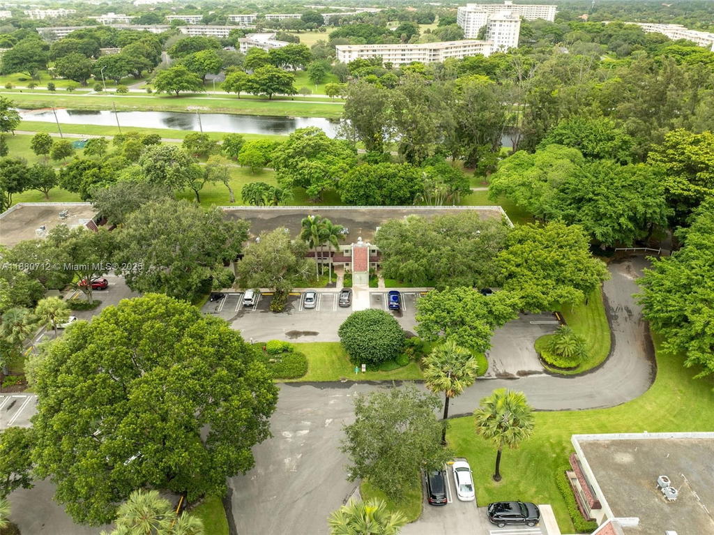 Real estate property located at 3201 Course Ln #209, Broward, Palm Aire, Pompano Beach, FL