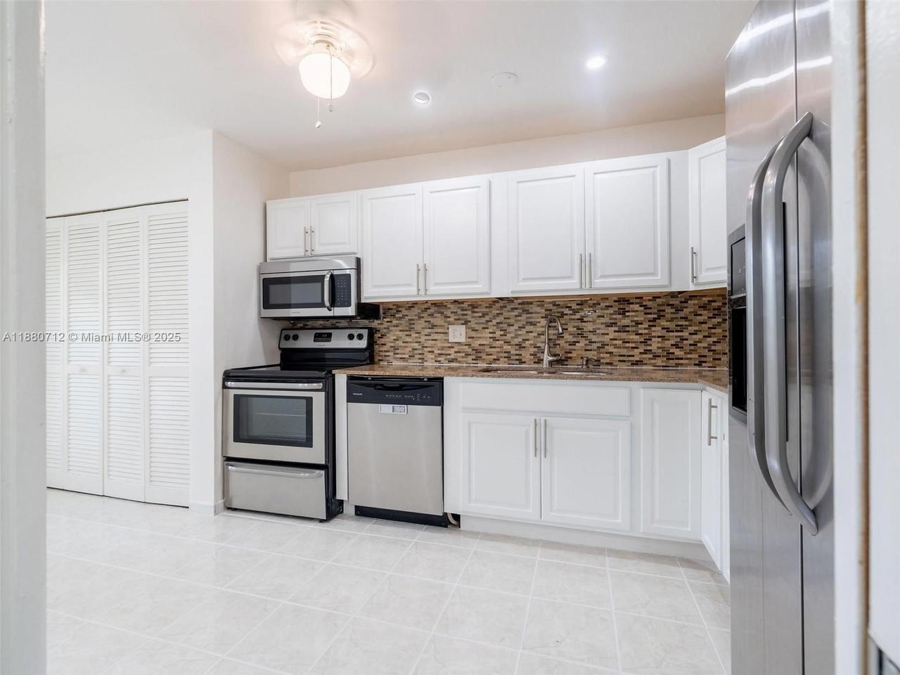 Real estate property located at 3201 Course Ln #209, Broward, Palm Aire, Pompano Beach, FL