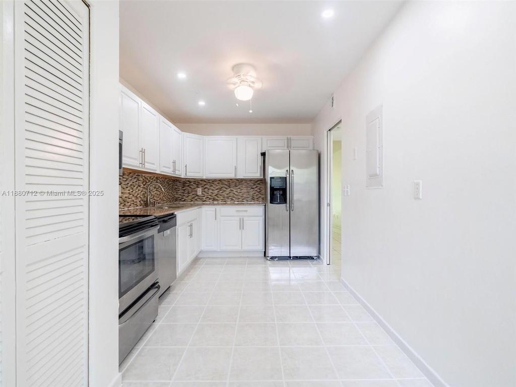 Real estate property located at 3201 Course Ln #209, Broward, Palm Aire, Pompano Beach, FL