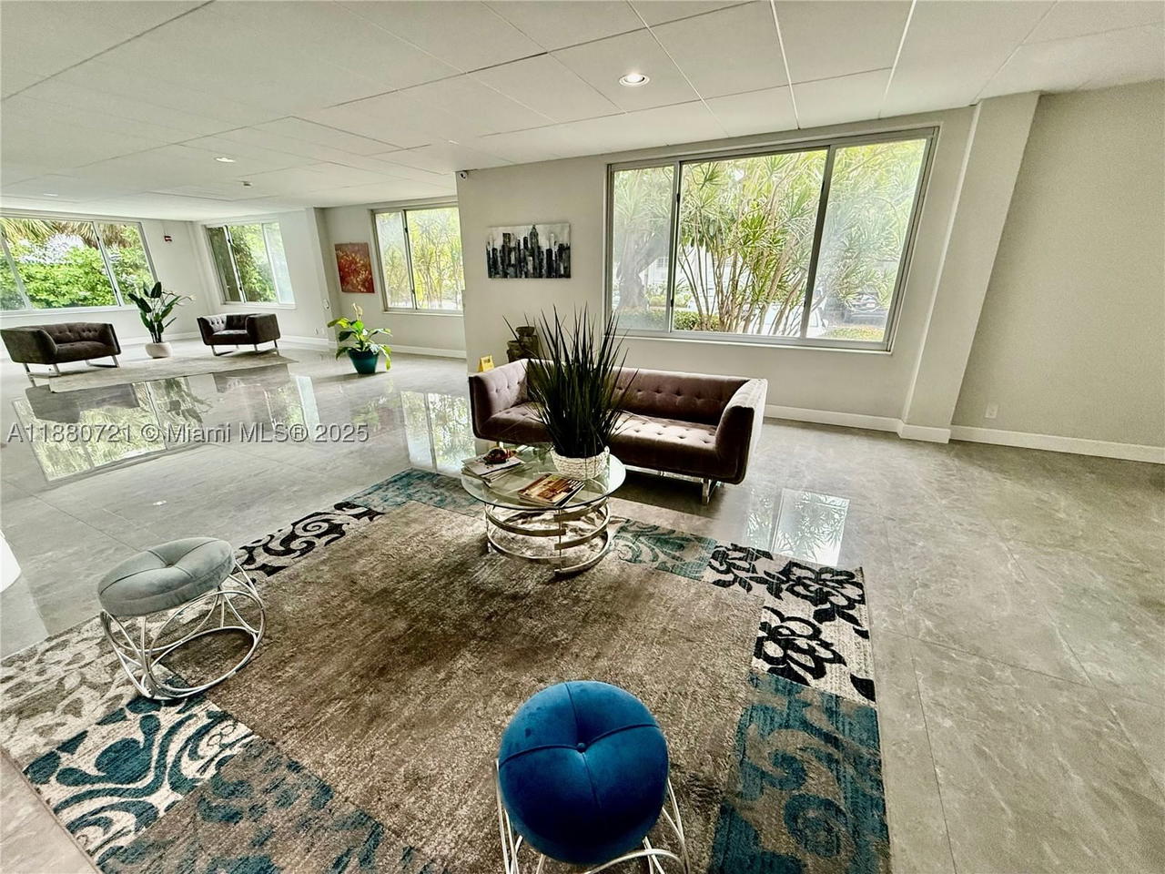 Real estate property located at 9700 Bay Harbor Dr #406, Miami-dade, Summit Condo, Bay Harbor Islands, FL