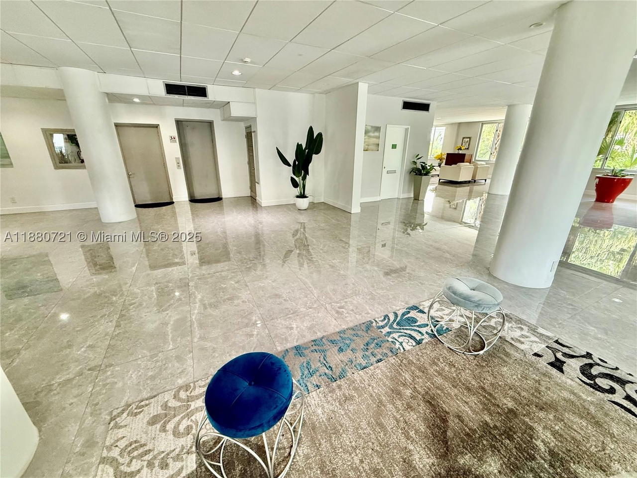 Real estate property located at 9700 Bay Harbor Dr #406, Miami-dade, Summit Condo, Bay Harbor Islands, FL