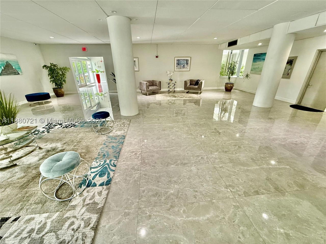 Real estate property located at 9700 Bay Harbor Dr #406, Miami-dade, Summit Condo, Bay Harbor Islands, FL