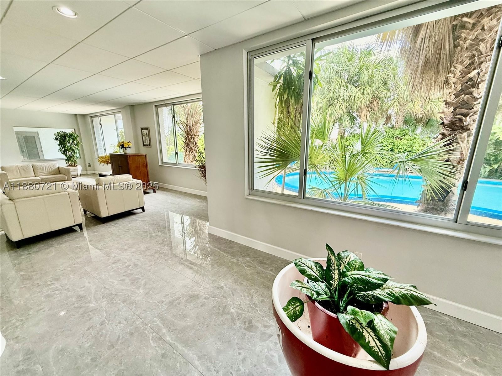 Real estate property located at 9700 Bay Harbor Dr #406, Miami-dade, Summit Condo, Bay Harbor Islands, FL