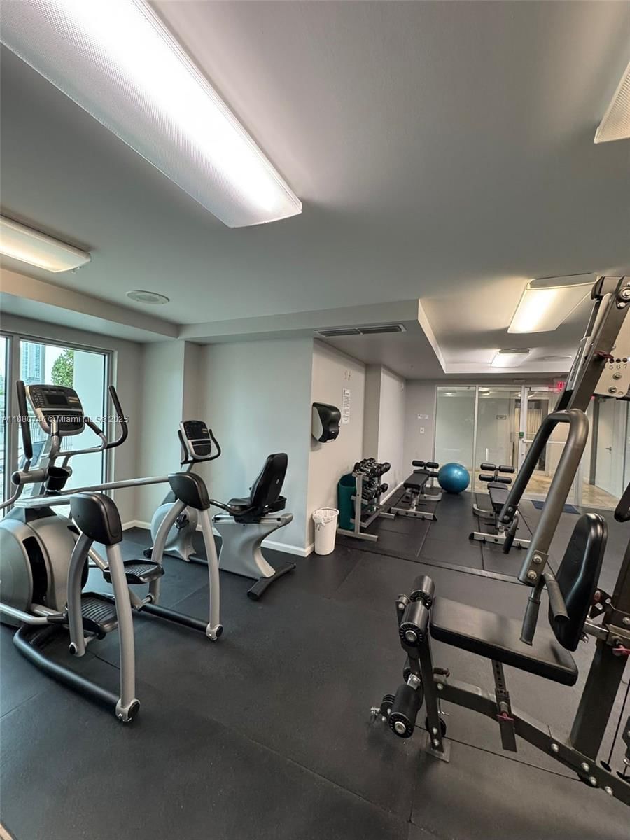 Real estate property located at 2021 3rd Ave #903, Miami-dade, Roads At 21st Condo, Miami, FL