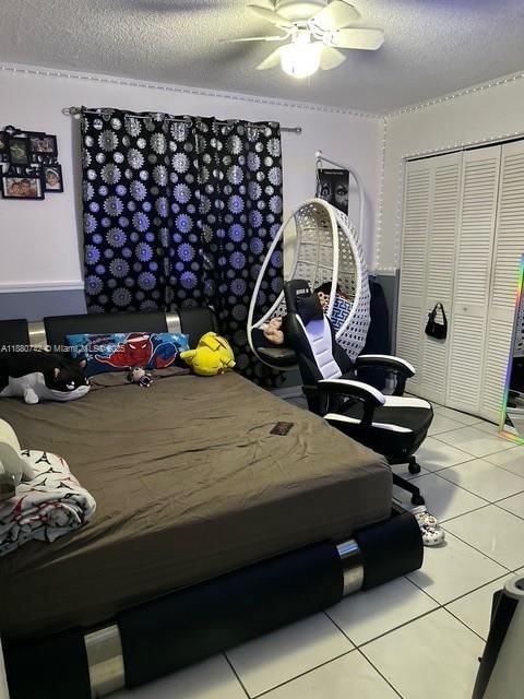 Real estate property located at 10000 80th Ct #2109, Miami-dade, Samari Lake East Condo, Hialeah Gardens, FL