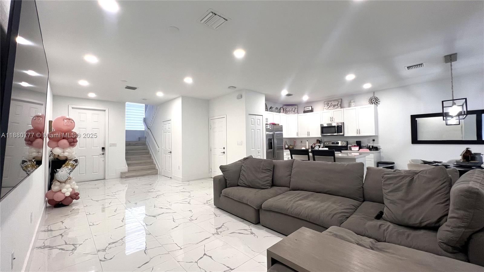 Real estate property located at 10117 32nd Ln #0, Miami-dade, Aquabella Section One, Hialeah, FL