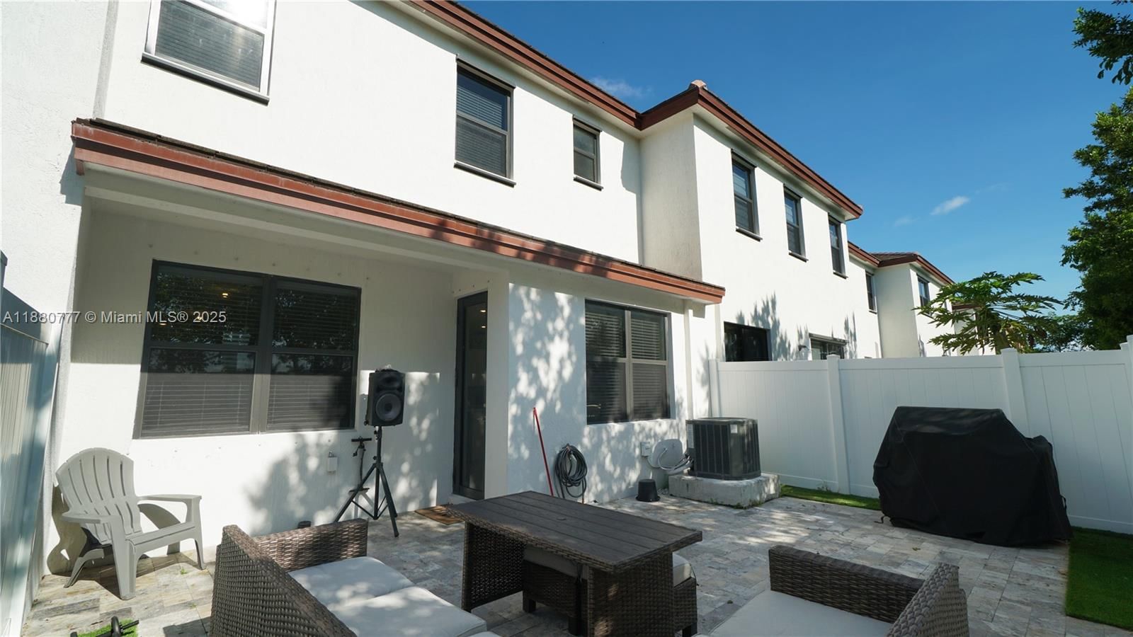 Real estate property located at 10117 32nd Ln #0, Miami-dade, Aquabella Section One, Hialeah, FL