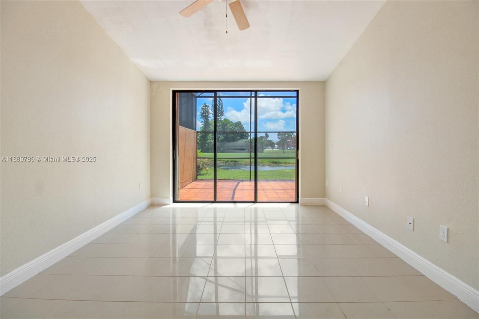 Real estate property located at 9713 Costa Del Sol Blvd G-99, Miami-dade, Costa Del Sol Condo D, Doral, FL