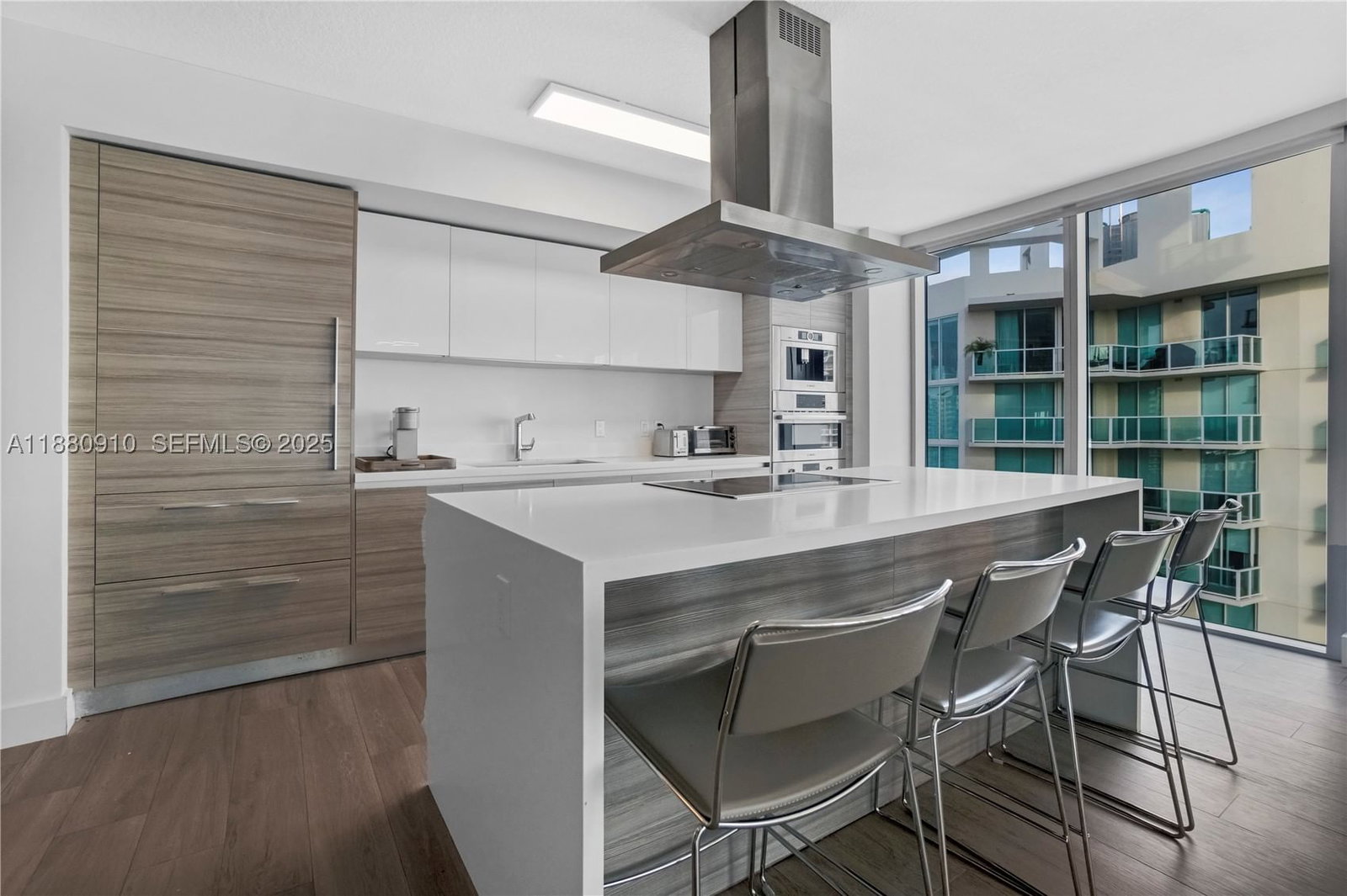 Real estate property located at 300 Sunny Isles Blvd #4-1802, Miami-dade, Parque Towers Condo, Sunny Isles Beach, FL