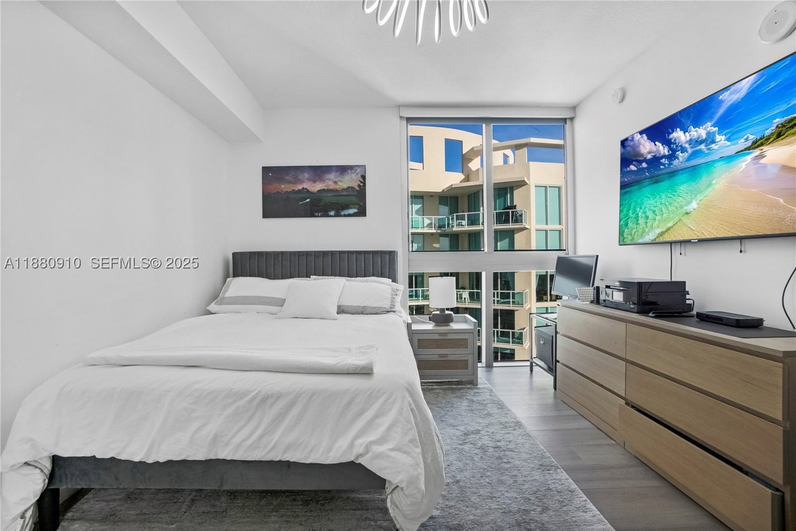 Real estate property located at 300 Sunny Isles Blvd #4-1802, Miami-dade, Parque Towers Condo, Sunny Isles Beach, FL
