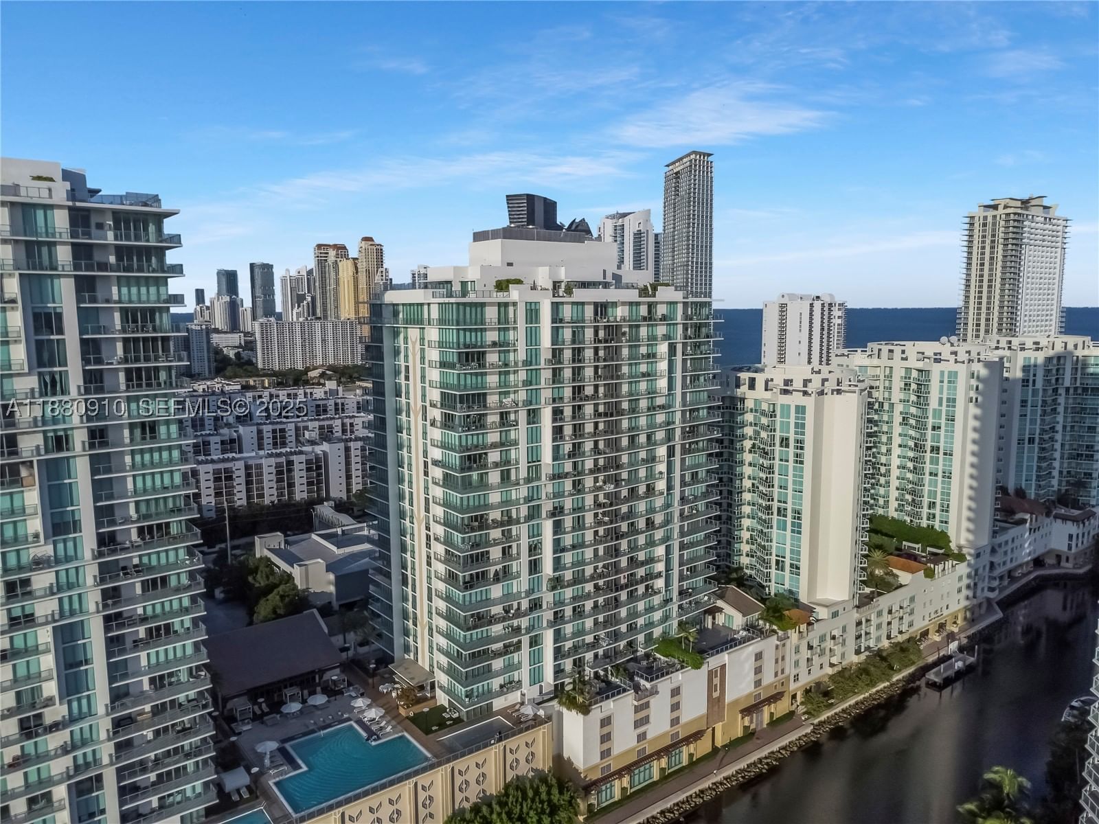 Real estate property located at 300 Sunny Isles Blvd #4-1802, Miami-dade, Parque Towers Condo, Sunny Isles Beach, FL