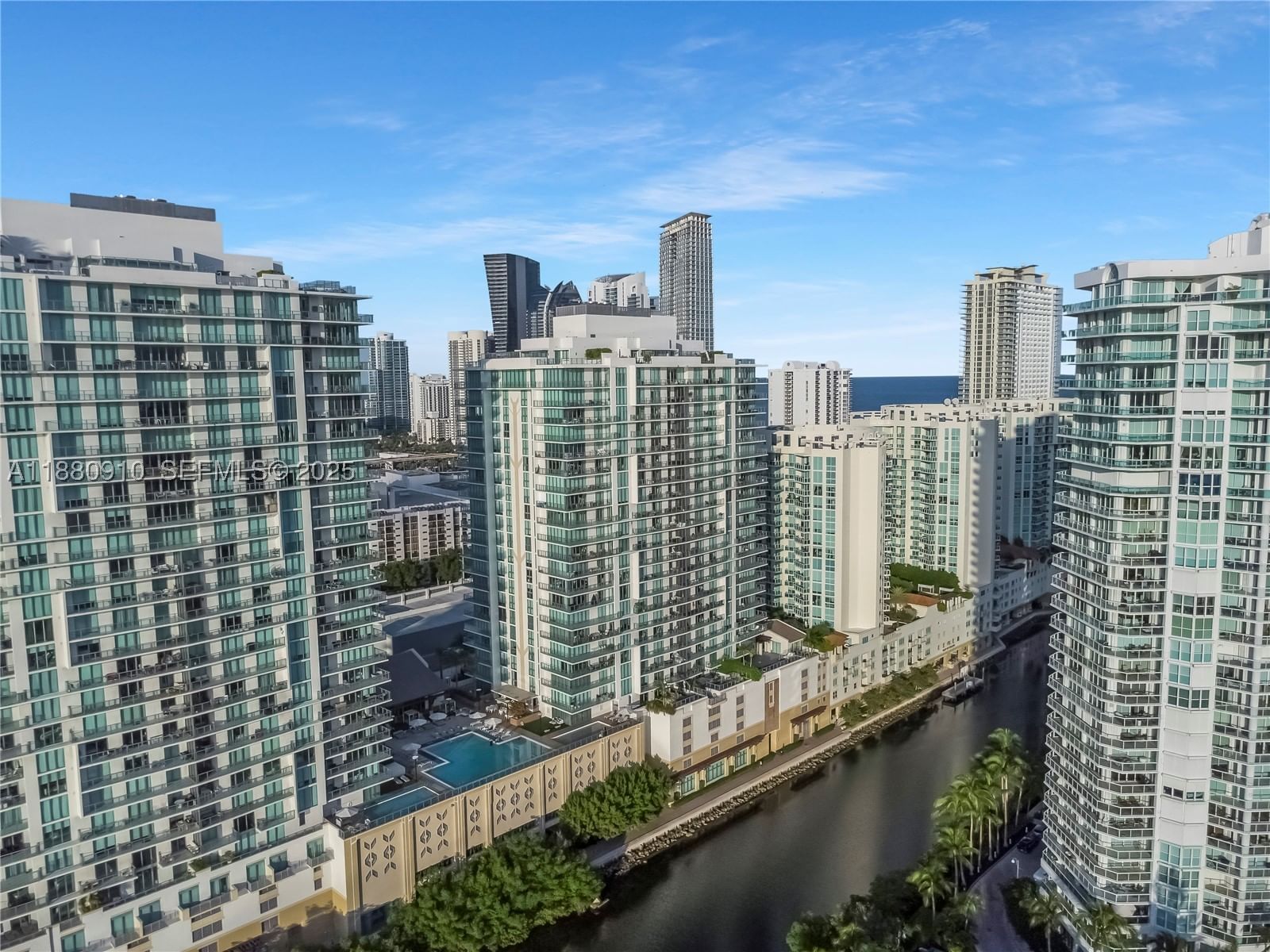 Real estate property located at 300 Sunny Isles Blvd #4-1802, Miami-dade, Parque Towers Condo, Sunny Isles Beach, FL