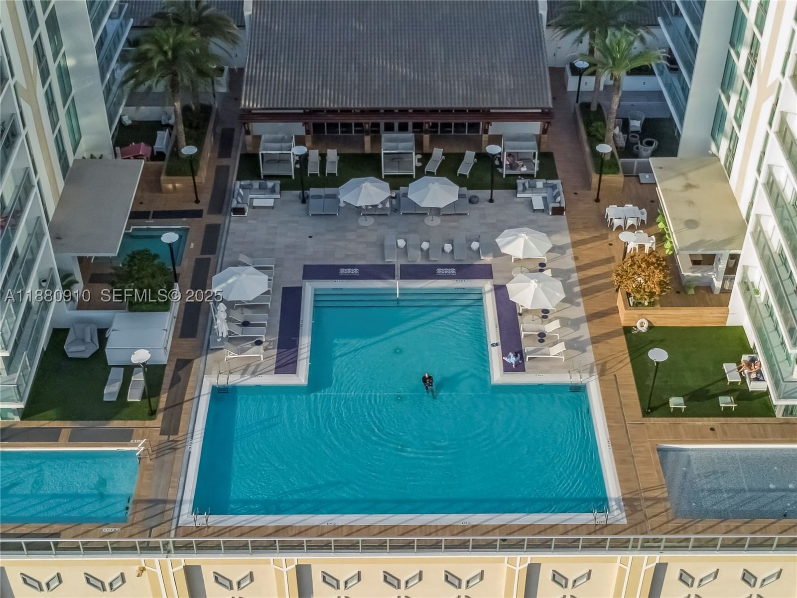 Real estate property located at 300 Sunny Isles Blvd #4-1802, Miami-dade, Parque Towers Condo, Sunny Isles Beach, FL