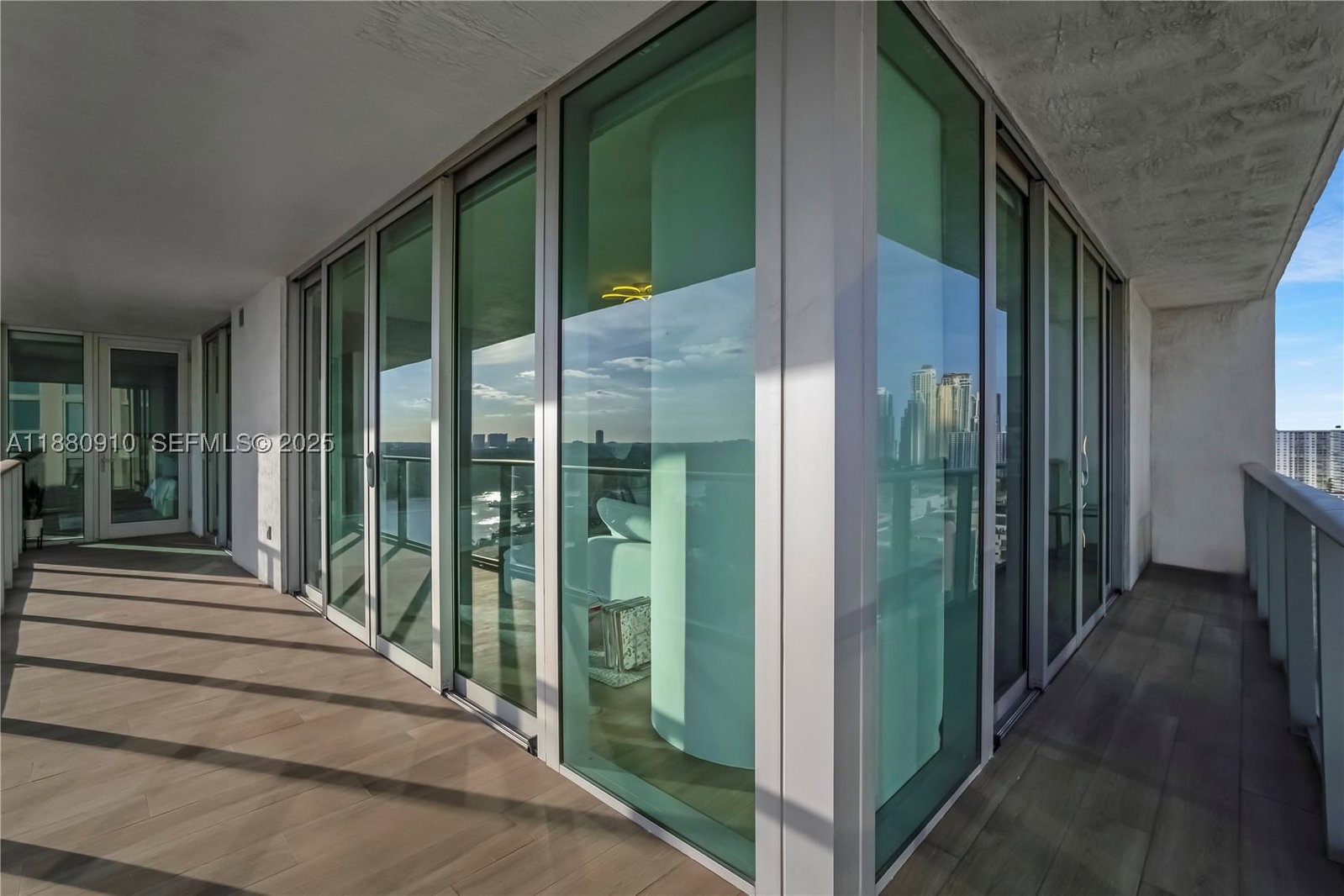 Real estate property located at 300 Sunny Isles Blvd #4-1802, Miami-dade, Parque Towers Condo, Sunny Isles Beach, FL