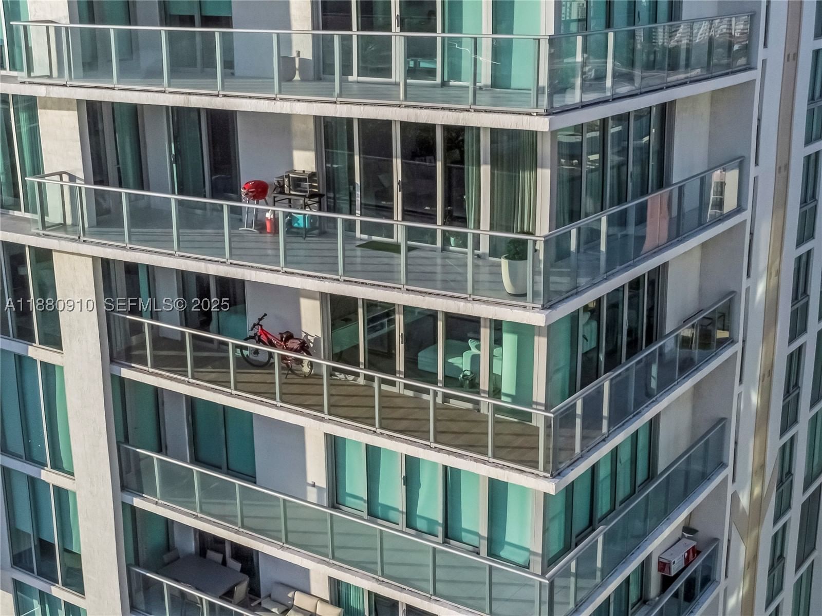 Real estate property located at 300 Sunny Isles Blvd #4-1802, Miami-dade, Parque Towers Condo, Sunny Isles Beach, FL