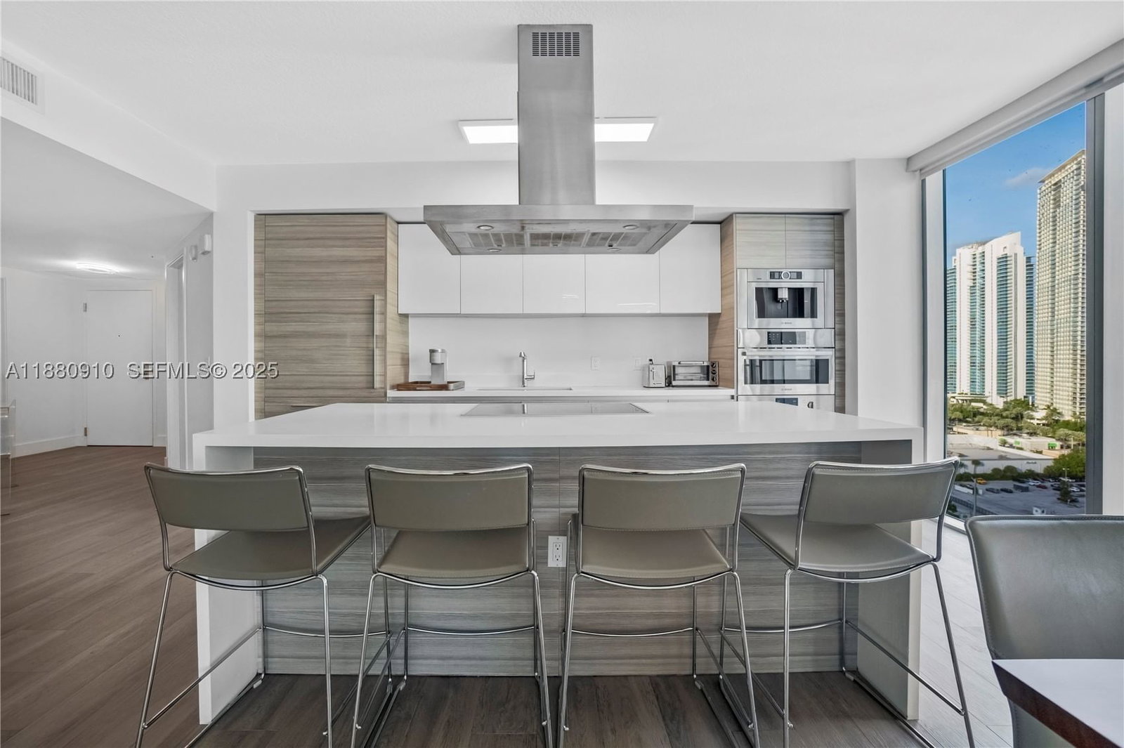 Real estate property located at 300 Sunny Isles Blvd #4-1802, Miami-dade, Parque Towers Condo, Sunny Isles Beach, FL