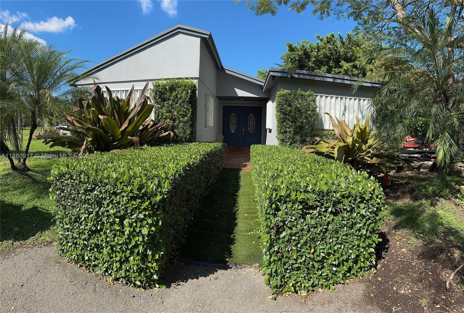 Real estate property located at 12495 240th St, Miami-dade, Silver Palm East Neighbor, Homestead, FL