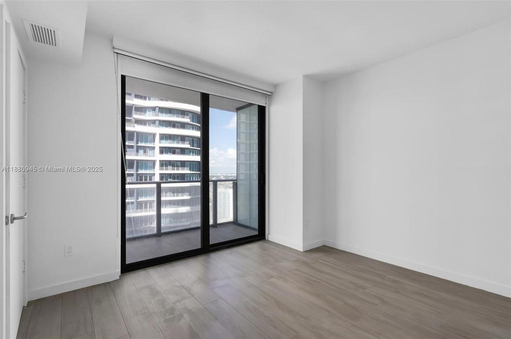 Real estate property located at 1300 Miami Ave #3808, Miami-dade, 1300 S Miami Avenue Condo, Miami, FL