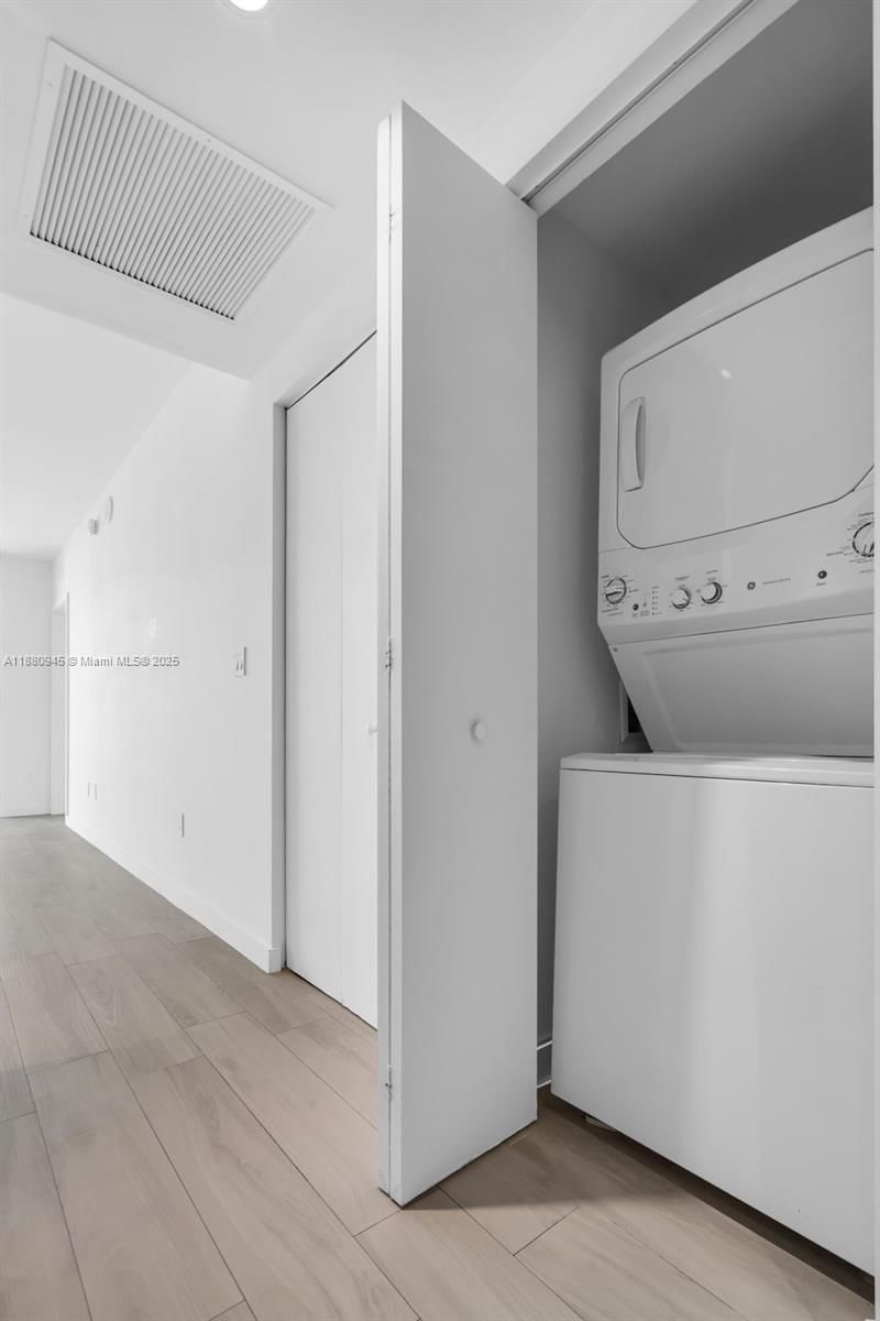 Real estate property located at 1300 Miami Ave #3808, Miami-dade, 1300 S Miami Avenue Condo, Miami, FL