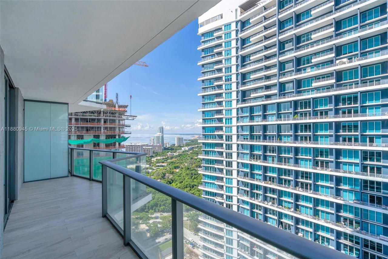 Real estate property located at 1300 Miami Ave #3808, Miami-dade, 1300 S Miami Avenue Condo, Miami, FL
