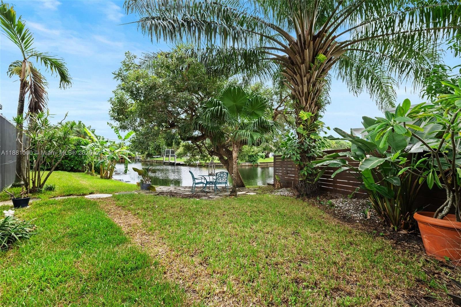 Real estate property located at 2010 35th St, Broward, Royal Palm Acres Third Se, Oakland Park, FL