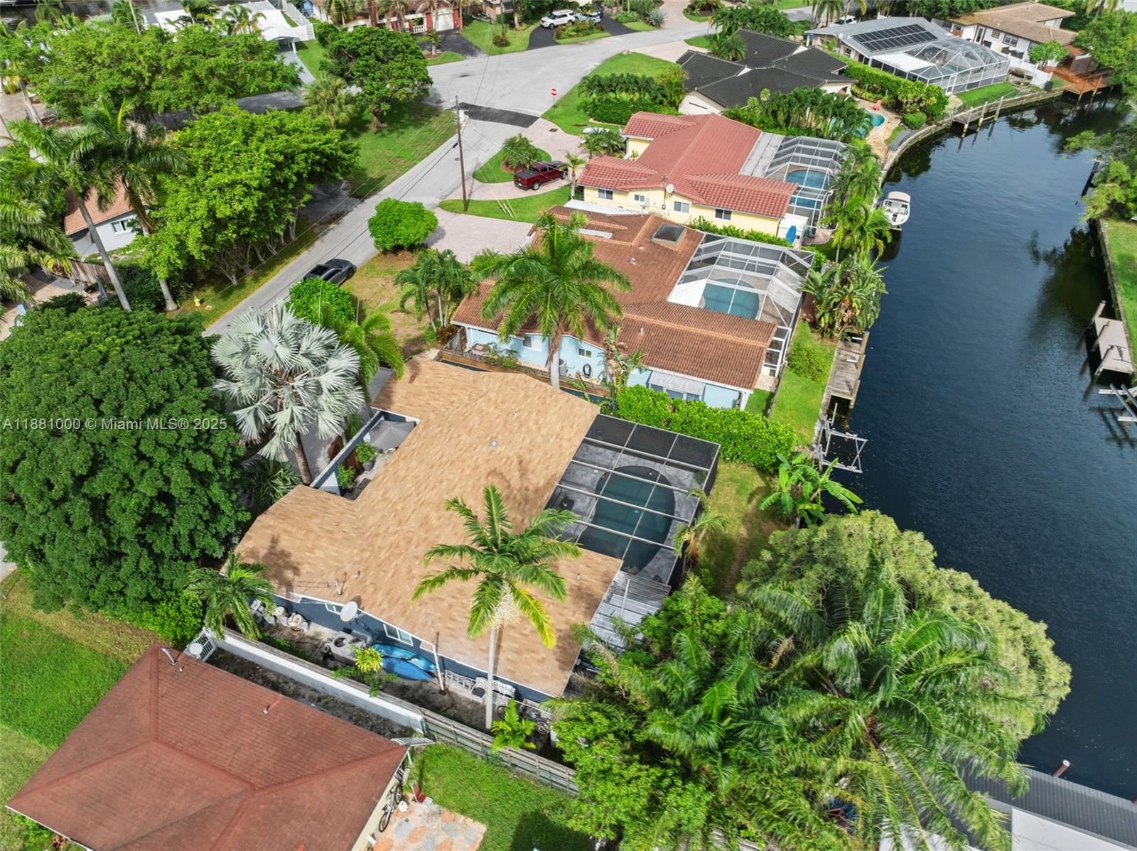 Real estate property located at 2010 35th St, Broward, Royal Palm Acres Third Se, Oakland Park, FL