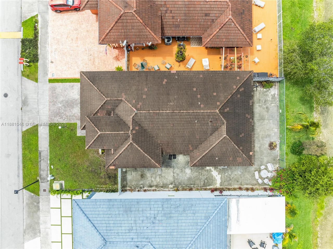 Real estate property located at 15351 36th St, Miami-dade, Caribe Lakes Phase I, Miami, FL