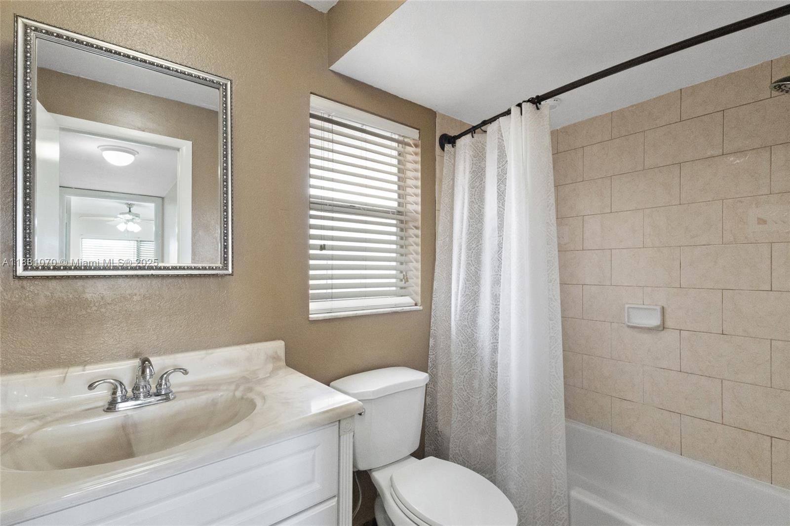 Real estate property located at 9620 Sunrise Lakes Blvd #205, Broward, Sunrise Lakes 139 Condo, Sunrise, FL