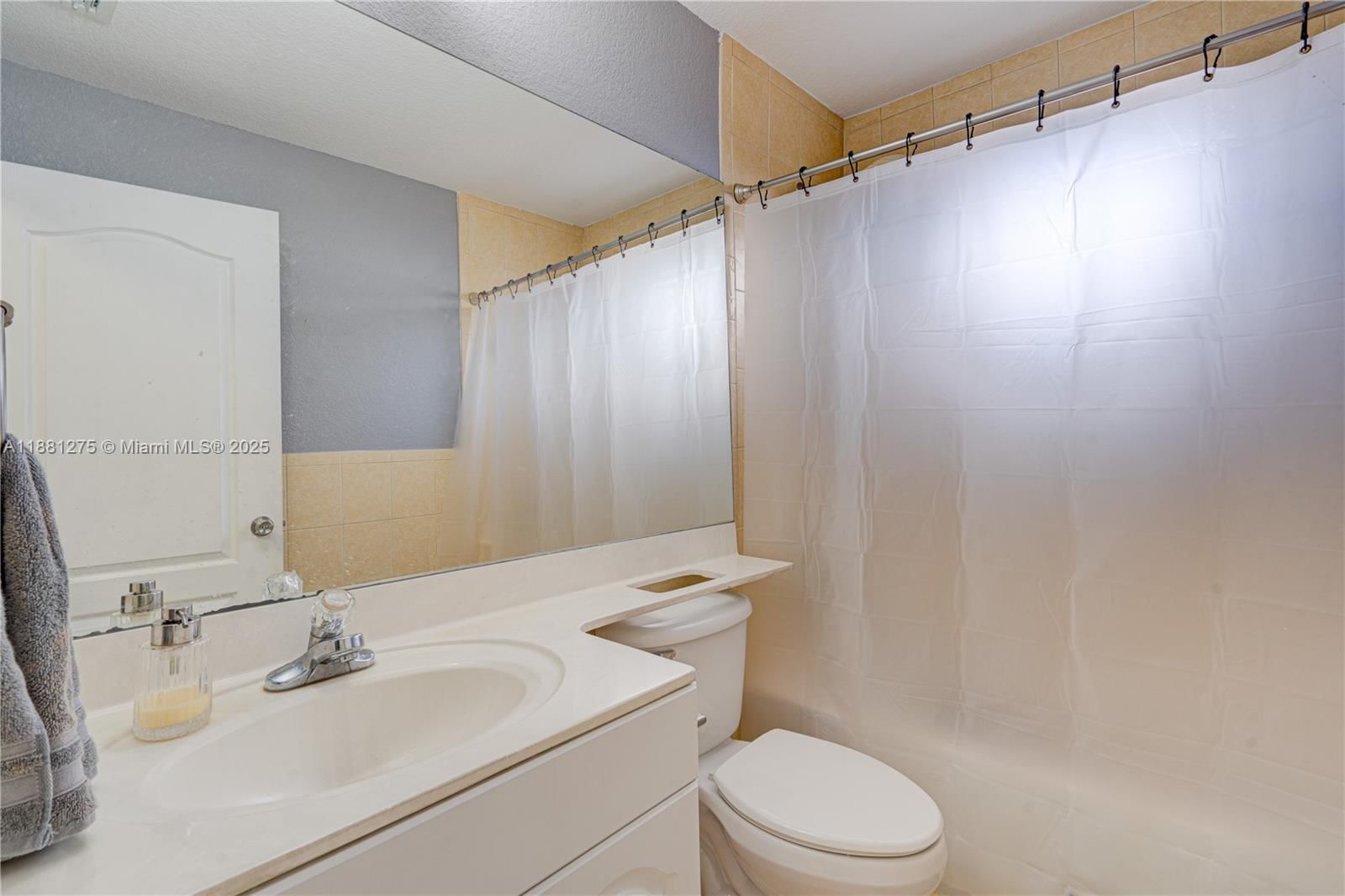 Real estate property located at 15750 45th St, Miami-dade, Barima Estates, Miami, FL