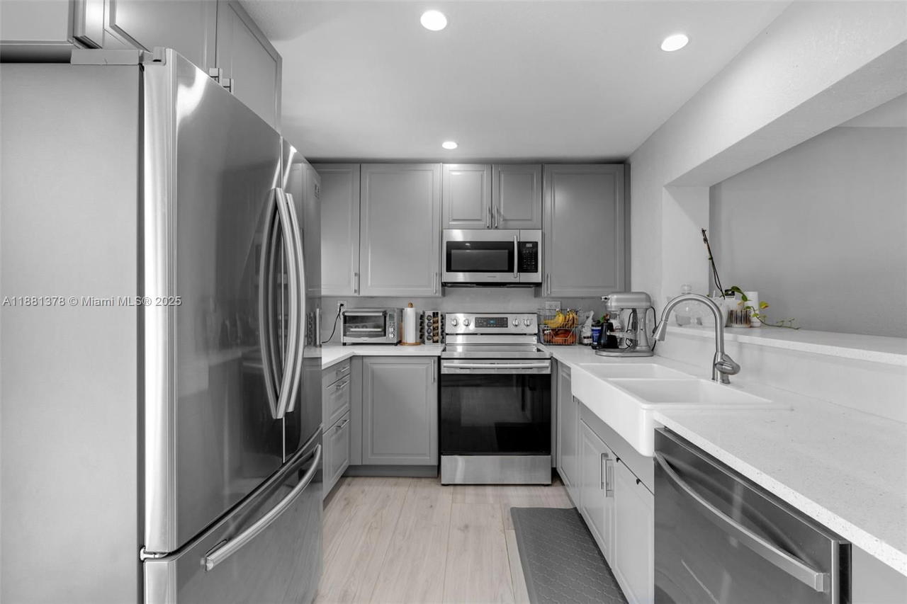 Real estate property located at 13711 Madison St, Miami-dade, Richmond Heights Estates, Miami, FL