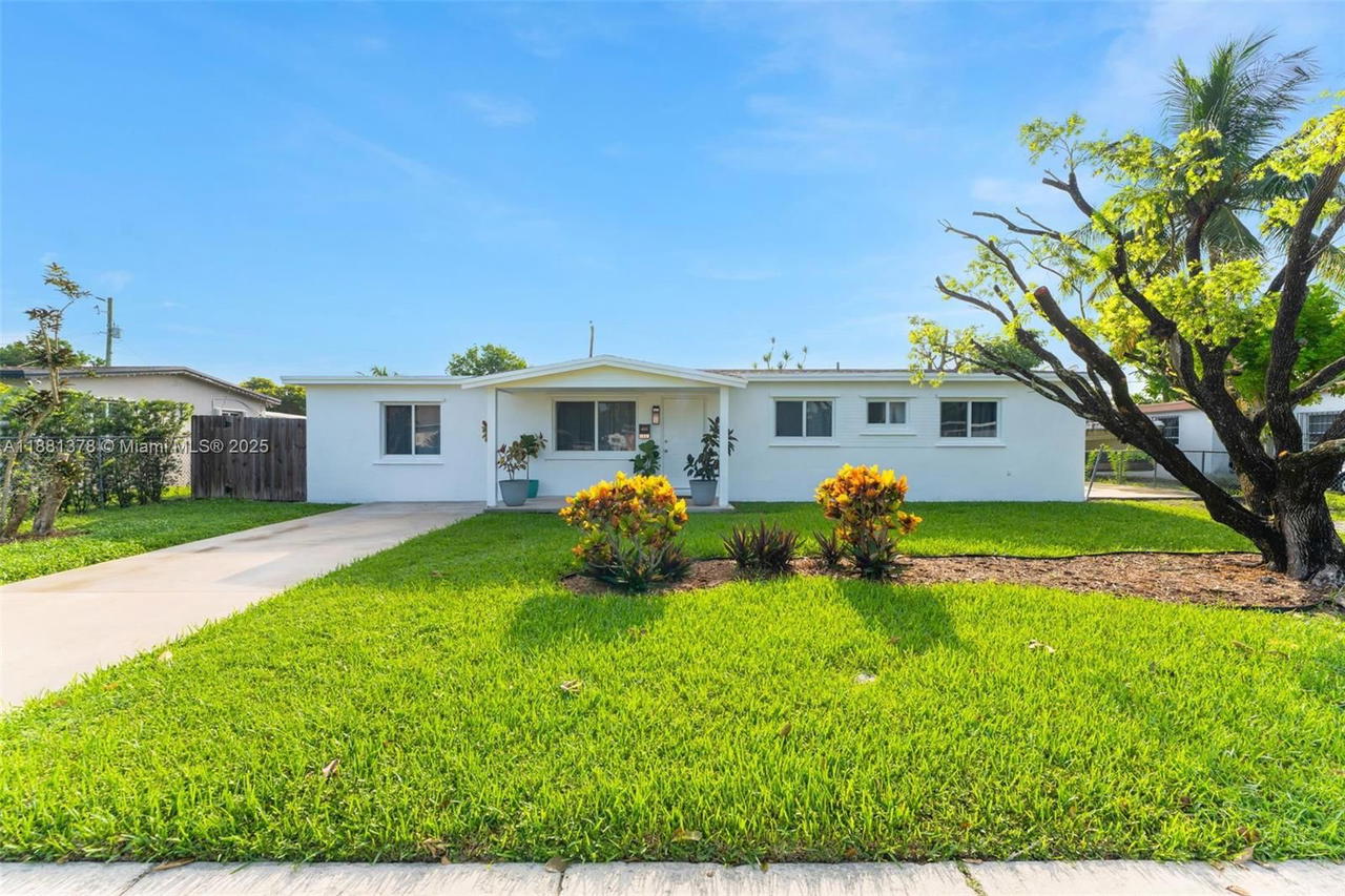 Real estate property located at 13711 Madison St, Miami-dade, Richmond Heights Estates, Miami, FL