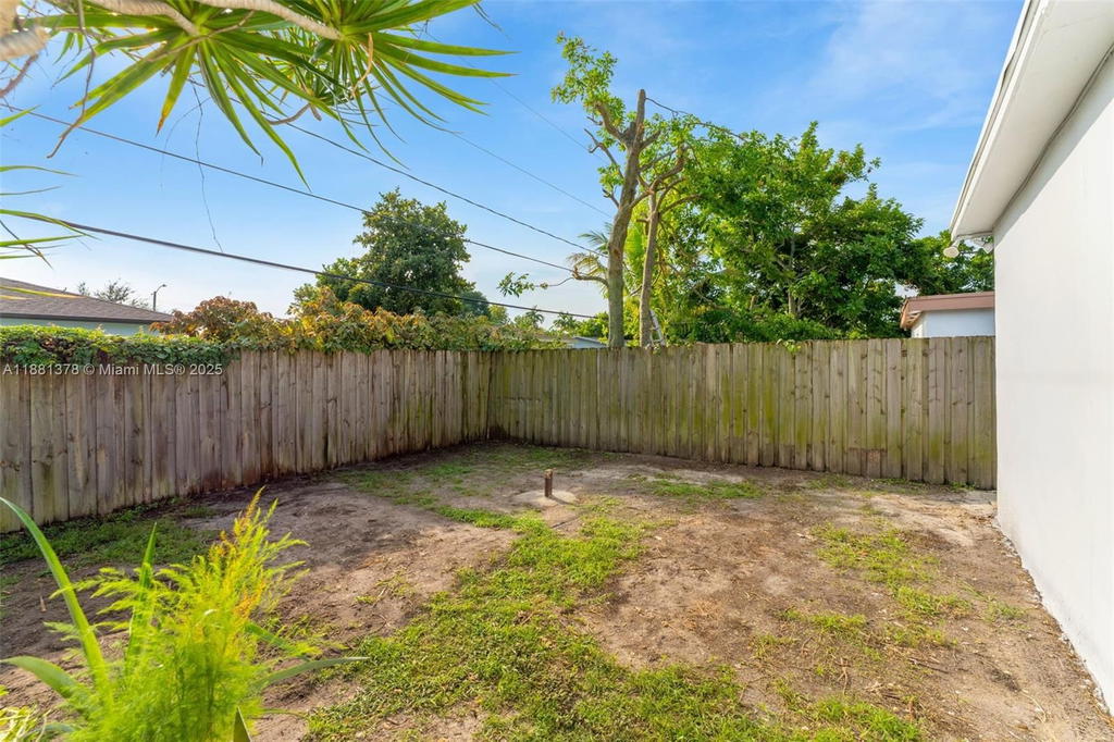 Real estate property located at 13711 Madison St, Miami-dade, Richmond Heights Estates, Miami, FL