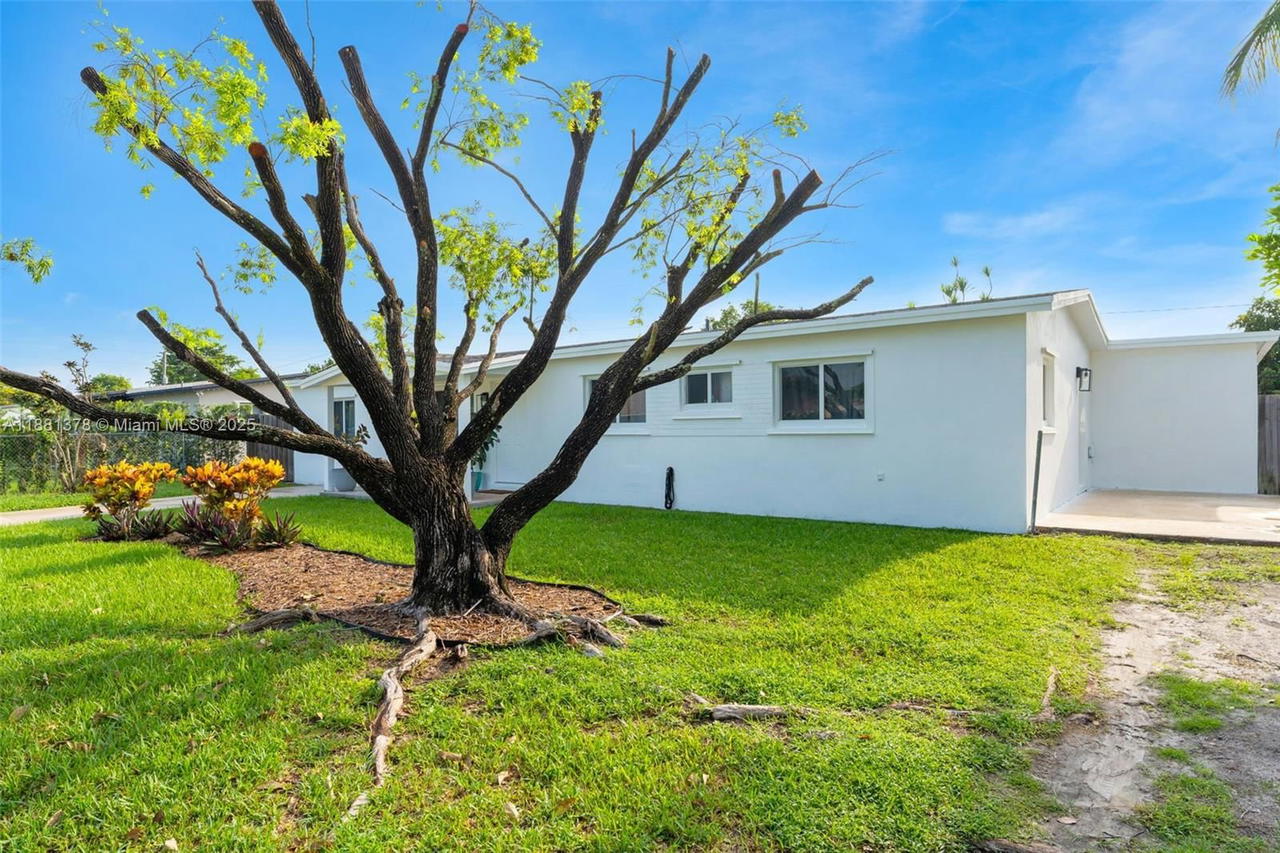Real estate property located at 13711 Madison St, Miami-dade, Richmond Heights Estates, Miami, FL