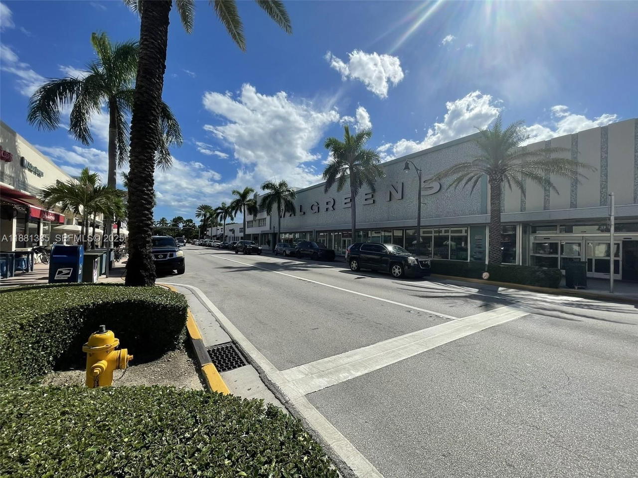 Real estate property located at 7326 Collins Ave #207, Miami-dade, Welworth Condo, Miami Beach, FL