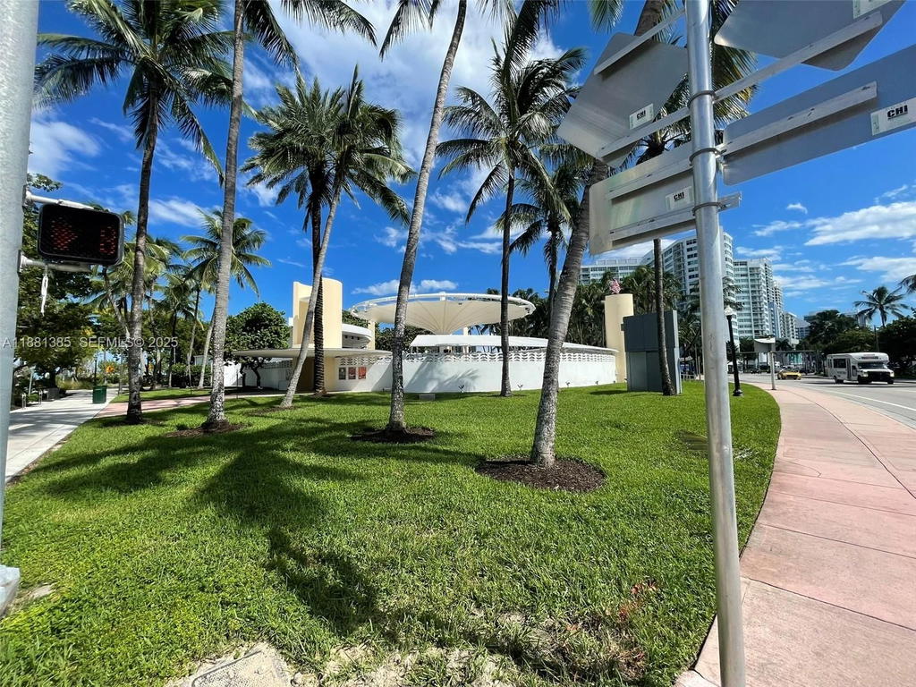 Real estate property located at 7326 Collins Ave #207, Miami-dade, Welworth Condo, Miami Beach, FL