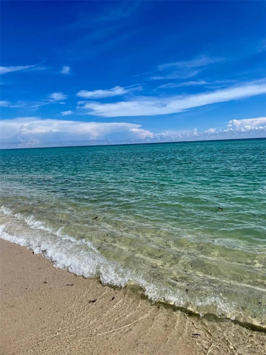 Real estate property located at 7326 Collins Ave #207, Miami-dade, Welworth Condo, Miami Beach, FL