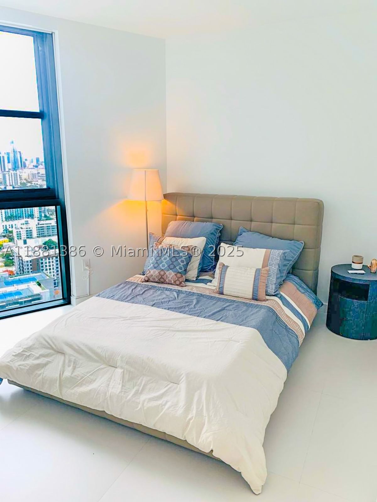 Real estate property located at 501 31st St #3906, Miami-dade, Paraiso Bayviews Condo, Miami, FL