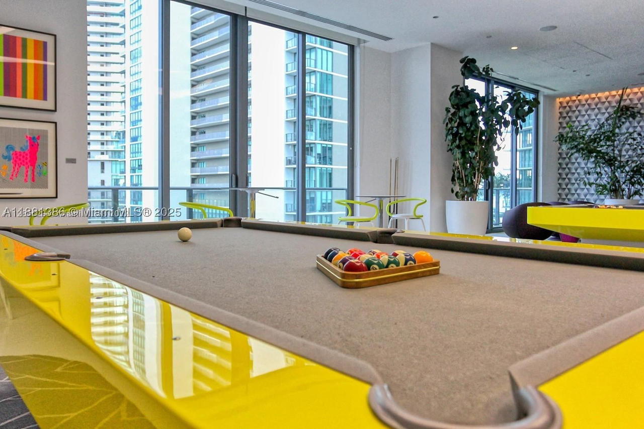 Real estate property located at 501 31st St #3906, Miami-dade, Paraiso Bayviews Condo, Miami, FL