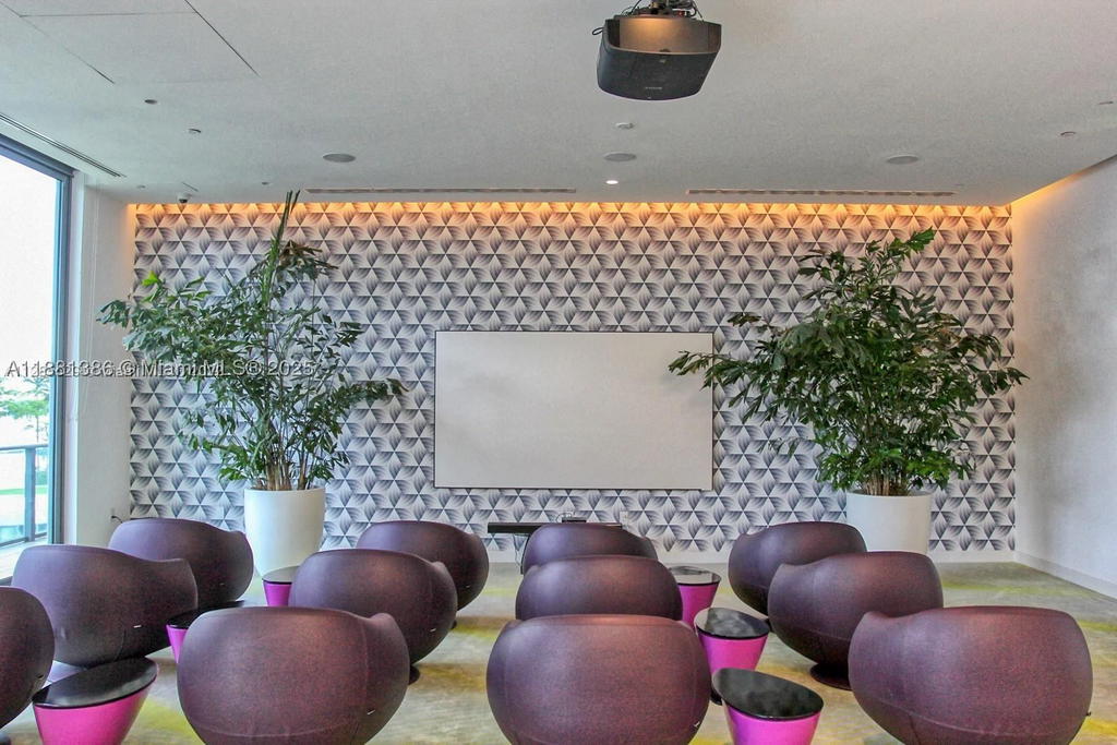 Real estate property located at 501 31st St #3906, Miami-dade, Paraiso Bayviews Condo, Miami, FL