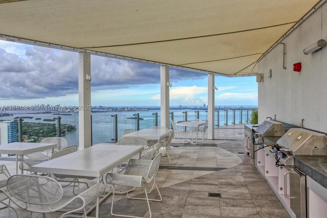 Real estate property located at 501 31st St #3906, Miami-dade, Paraiso Bayviews Condo, Miami, FL