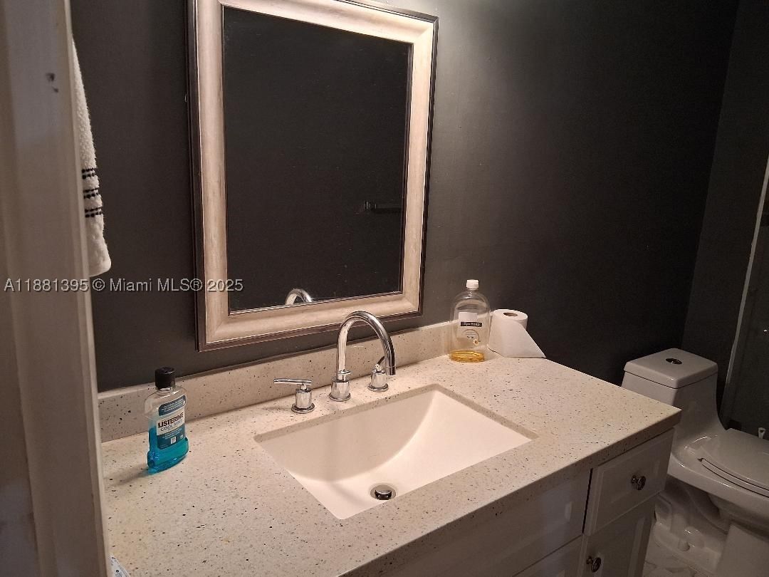 Real estate property located at 1400 St Charles Pl #201, Broward, Park Place Condominium No, Pembroke Pines, FL