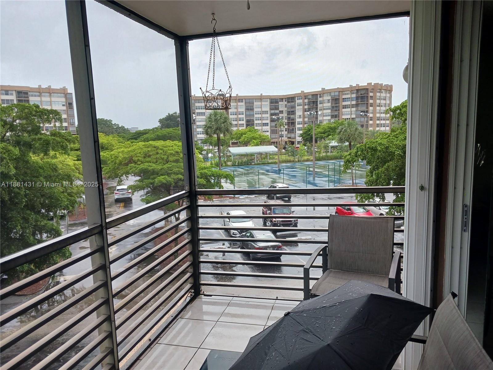 Real estate property located at 1300 St Charles Pl #311, Broward, Park Place Condominium No, Pembroke Pines, FL