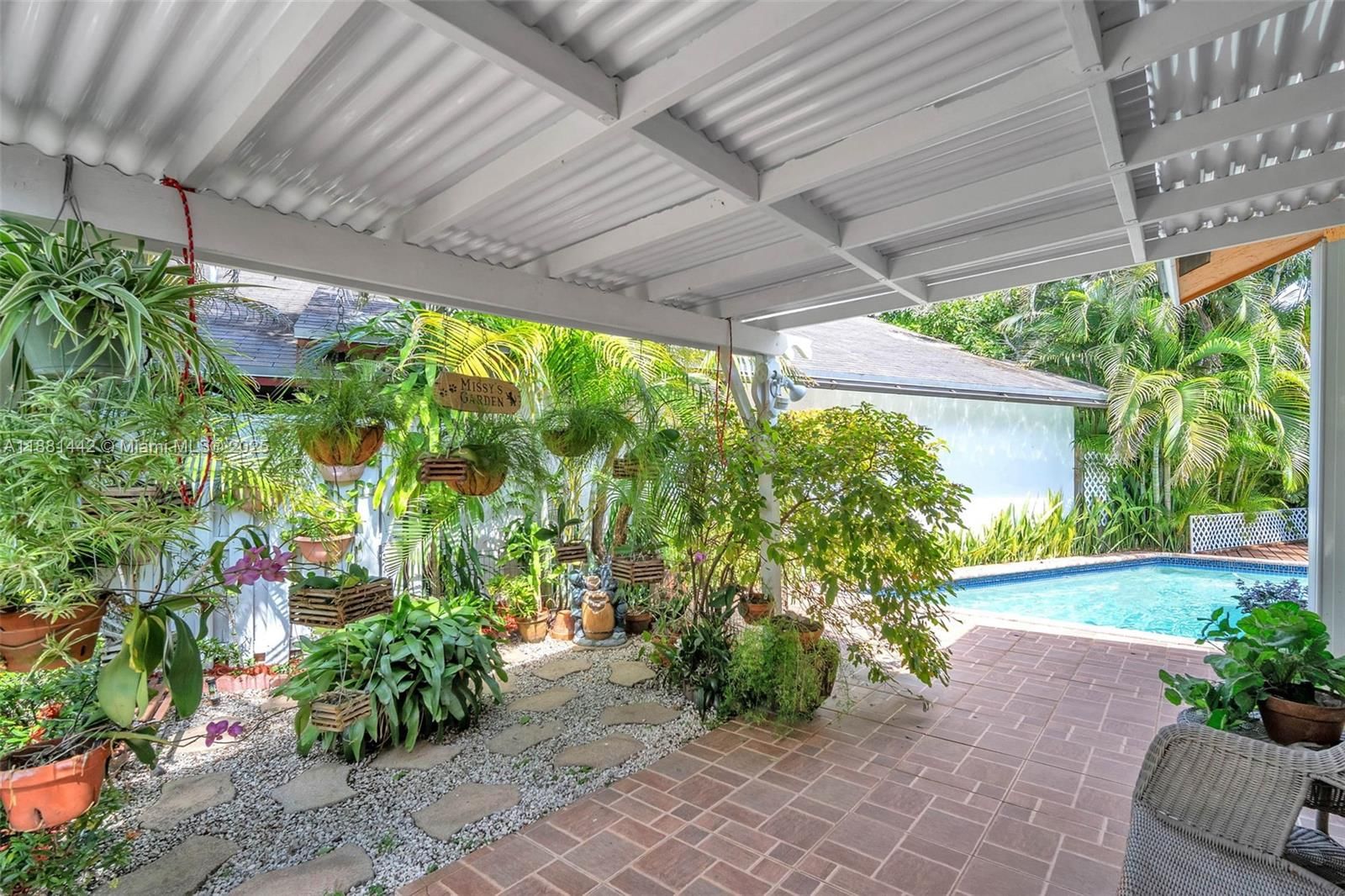 Real estate property located at 5660 99th Ln, Broward, Countryside West, Cooper City, FL