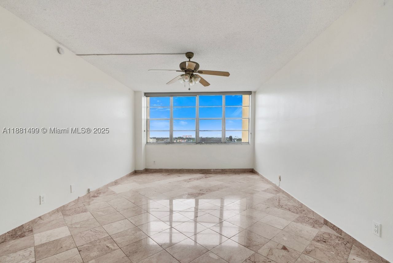 Real estate property located at 2025 164th St #716, Miami-dade, Crestview Towers Condo, North Miami Beach, FL