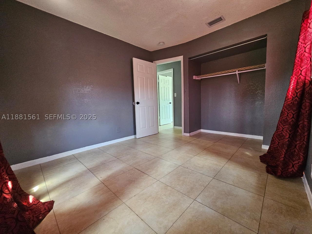 Real estate property located at 325 80th Ter, Broward, North Lauderdale Village, North Lauderdale, FL