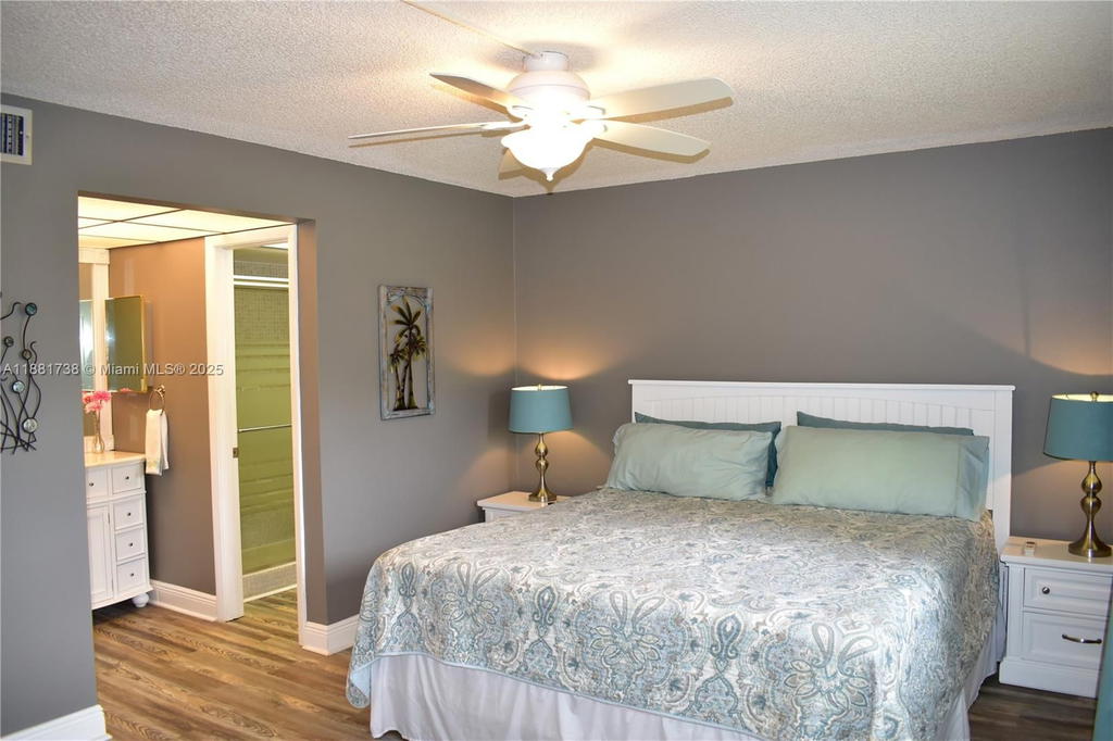Real estate property located at 9320 Sunrise Lakes Blvd #108, Broward, Sunrise Lakes 106 Condo, Sunrise, FL