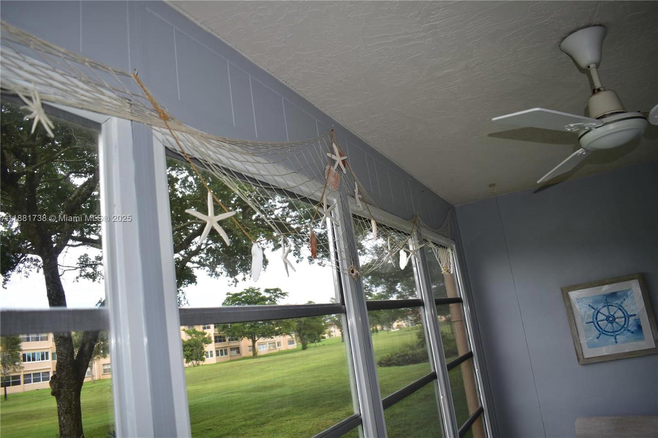 Real estate property located at 9320 Sunrise Lakes Blvd #108, Broward, Sunrise Lakes 106 Condo, Sunrise, FL